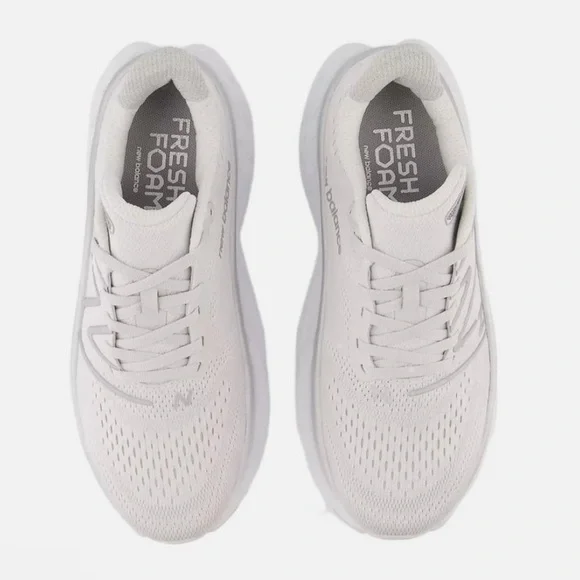 New Balance Women's Fresh Foam Shoes 8.5 Wide - Picture 2 of 15